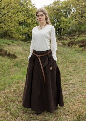 Jupe unie marron en coton portée avec haut clair, pour reconstitution, GN ou LARP