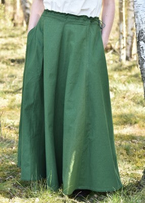Jupe unie verte en coton, vue de face avec coupe évasée pour reconstitution, GN ou LARP