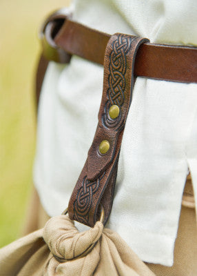 Relève-jupe brun embossé en cuir, porté à la ceinture pour reconstitution, GN ou LARP