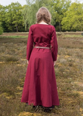 Vue arrière de la robe cotehardie Ava bordeaux à manches longues avec ceinture pour reconstitution historique, GN et LARP