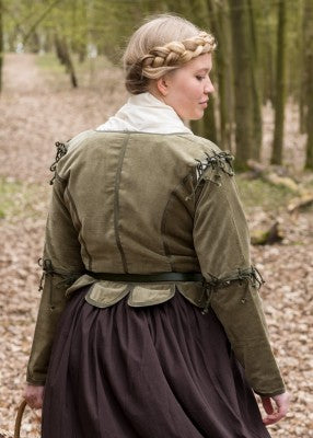 Dos de la veste-corsage Griselda en velours vert portée sur robe médiévale